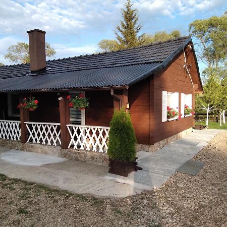 Villa Domek Na Prerii à Ustrzyki Dolne Extérieur photo